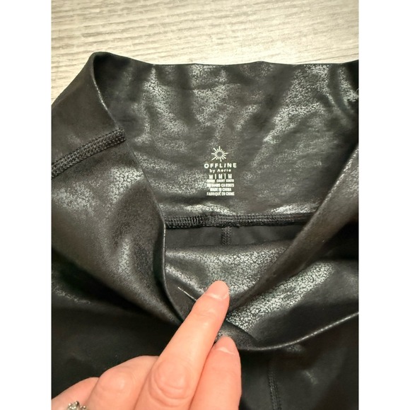 OFFLINE By Aerie Hugger Crackle black Crossover Legging women's medium - Picture 6 of 12